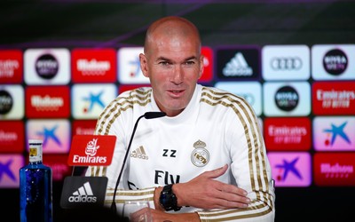 乐鱼电竞-于帕梅卡诺这表现配不上拜仁